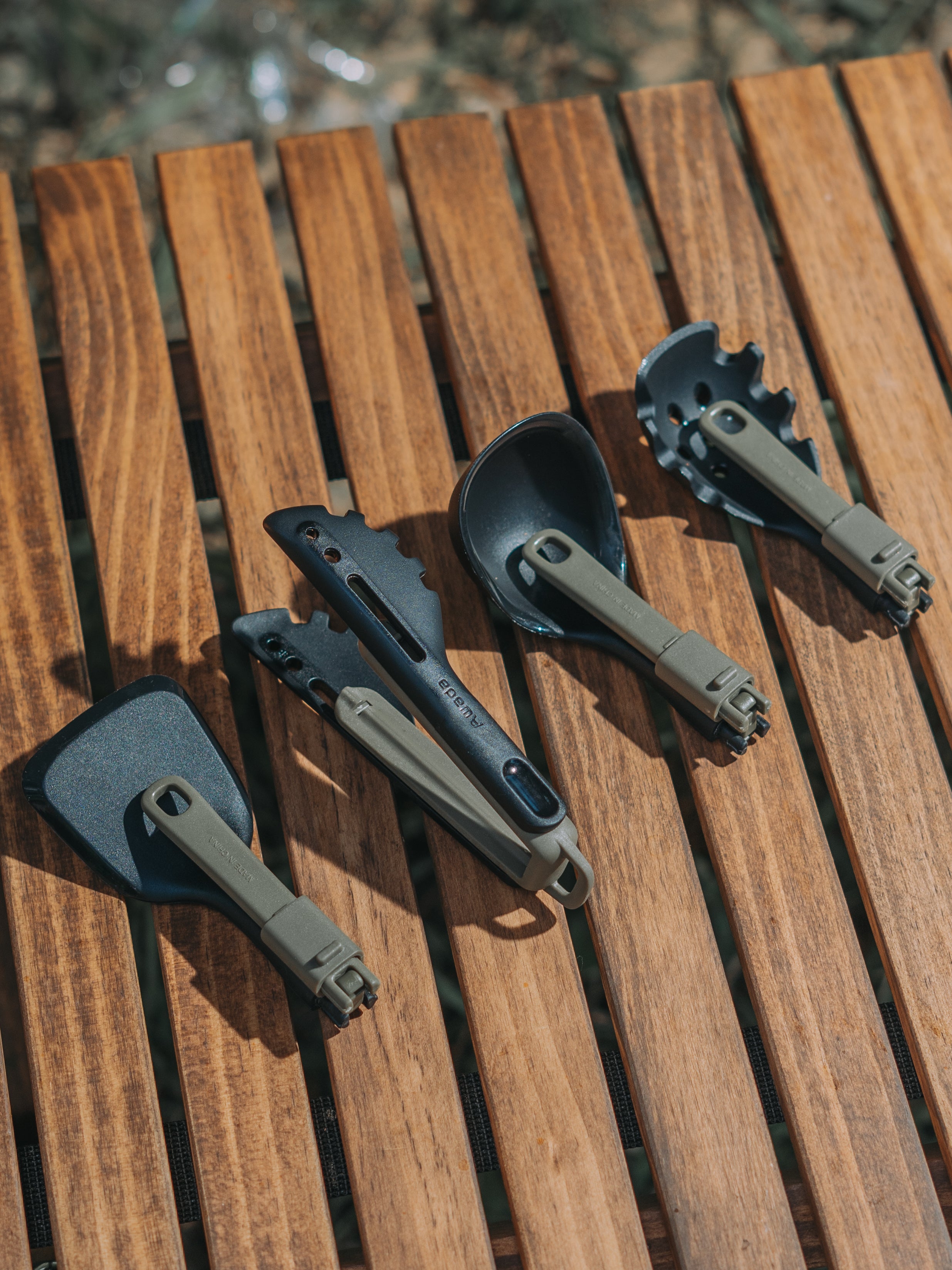 Rugged Sear シリコンツール4点セット(緑色) 4-pc SILICONE TOOLS SET (GRN)